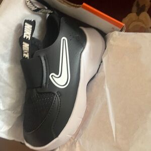 Nike toddler flex runner 3